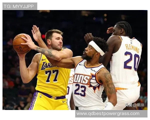 11月11日湖人与国王精彩对决直播视频回放全程回顾与精彩瞬间分析 11月11日湖人与国王精彩对决直播视频回放全程回顾与精彩瞬间分析